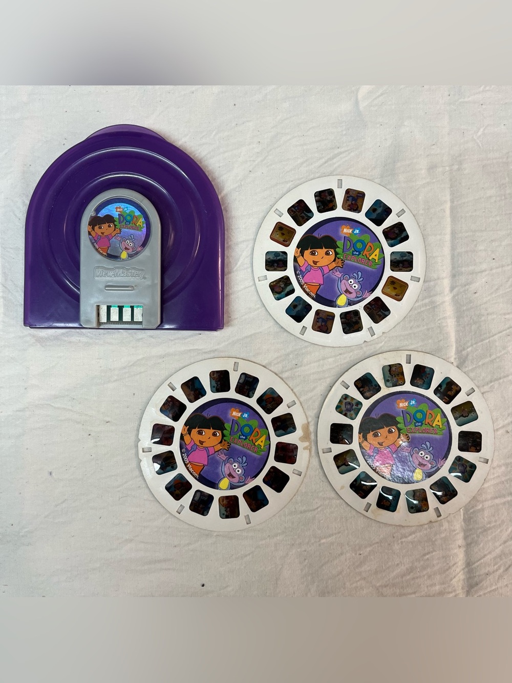 2005 Nick Jr Dora The Explorer Super Sounds 3D Viewmaster 3 Reels with Case